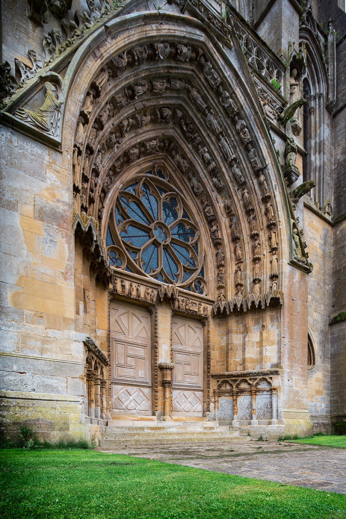 Basilique Notre-Dame - Avioth (55)